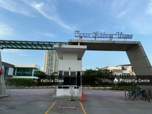 KLEBANG UTAMA TRIPLE STOREY SEMI-D FOR SALE🏕️ BELOW VALUE