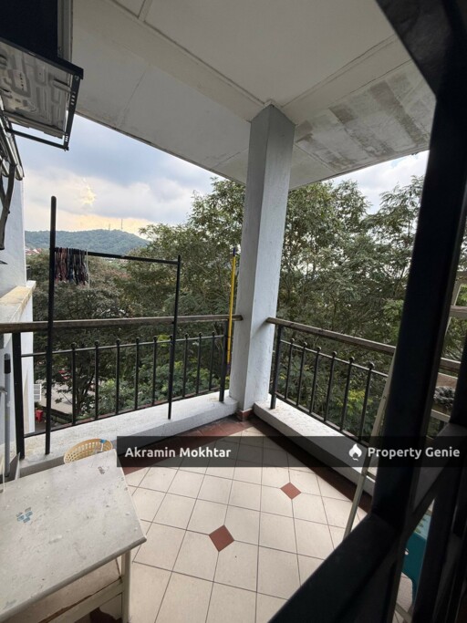 RENOVATED, PARTIALLY FURNISHED & 2 PARKING | (SPACIOUS UNIT) SRI LOJING CONDOMINIUM, SECTION 10,  WANGSA MAJU KUALA LUMPUR