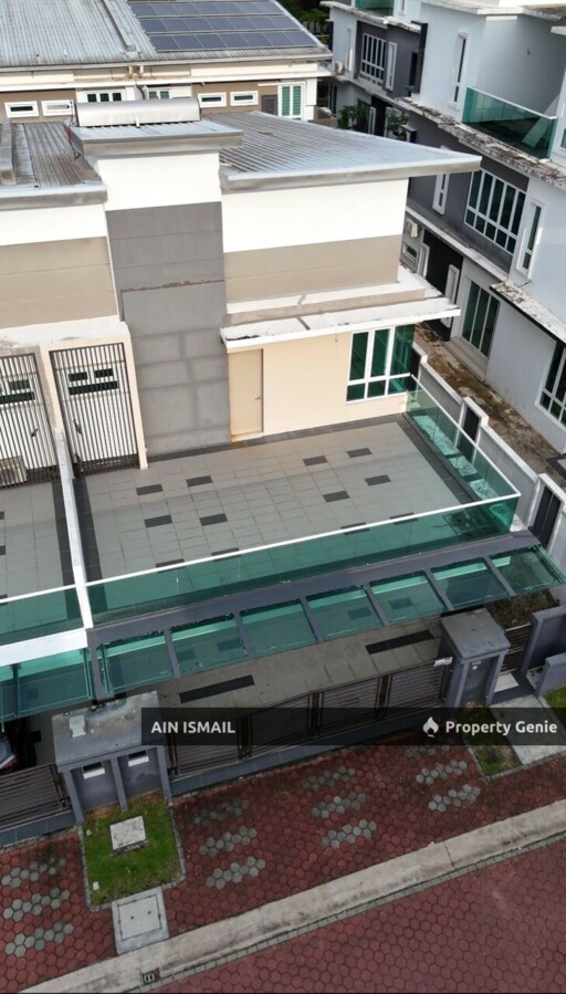 [100K BELOW MARKET] SEMI-D 2STOREY MAHKOTA HEIGHT (P2) KOTASAS, KUANTAN