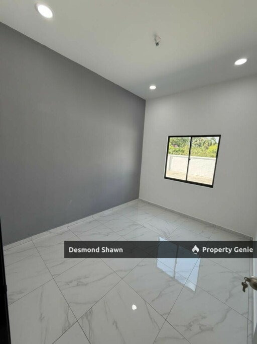 1 Storey Semi-D Corner Lot @ Masai