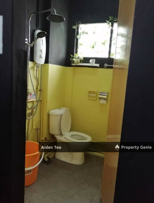 Jalan Kampung Pantai For Sale