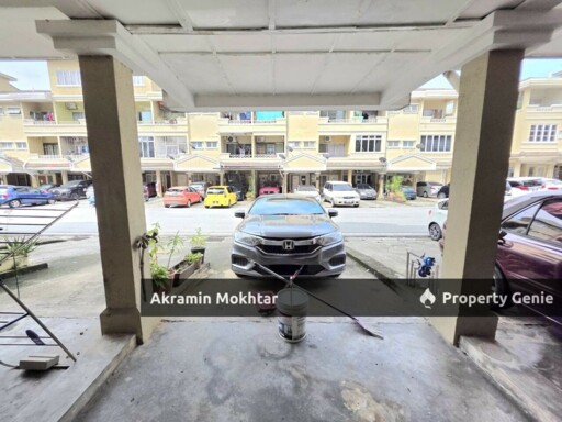 Duplex Townhouse Sri Mahligai , Seksyen 9, Shah Alam (Renovated)