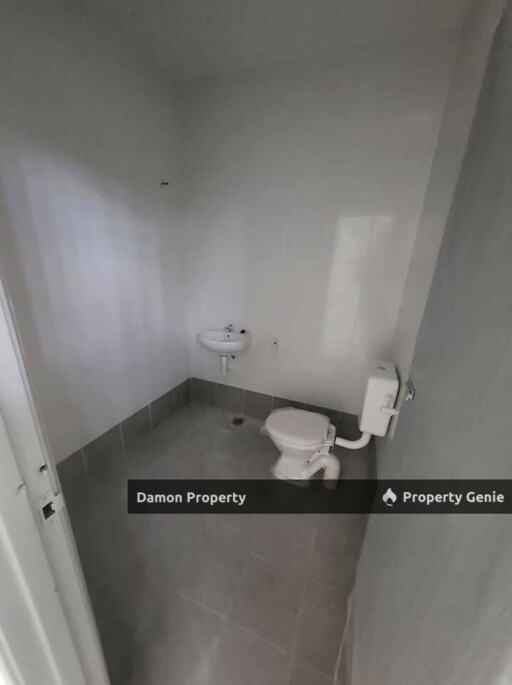 Silibin Jalan Aman Main Road Three Lever Shop Sewa