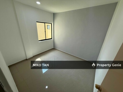 For Sale Pulai Merak Flat Block A3