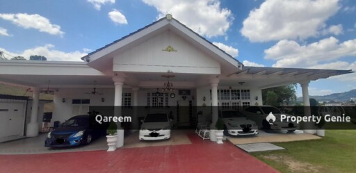 Single Storey Bungalow Sungai Kantan Kajang. Huge Land