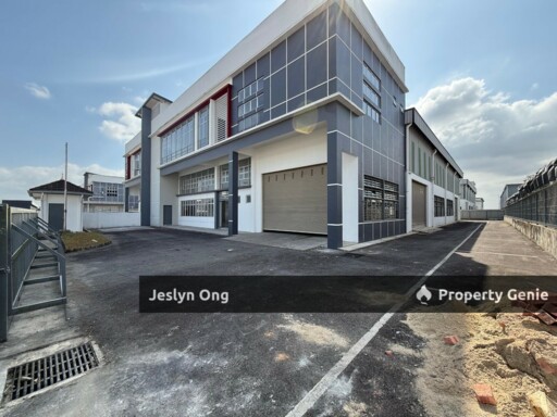 i-Synergy Senai Idaman - 1.5 Storey Semi Detached Factory for Sale