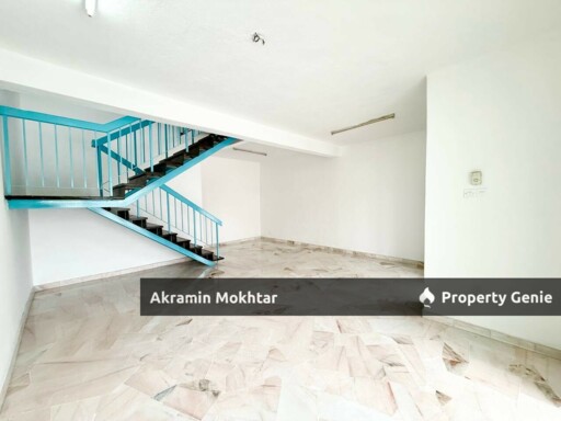 Freehold, End Lot & Renovated | Double Storey Bandar Puchong Jaya , Puchong