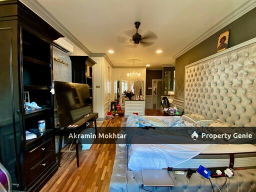 Freehold & Partially Furnished | Double Storey Bungalow [CORNER] Jalan Kent Kampung Datuk Keramat KL