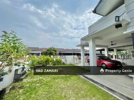 Seksyen 29, Kg Lombong Shah Alam | Single Storey Semi-D 4 Bedrooms | RM480K - Good Condition with Loft and Semi Furnished