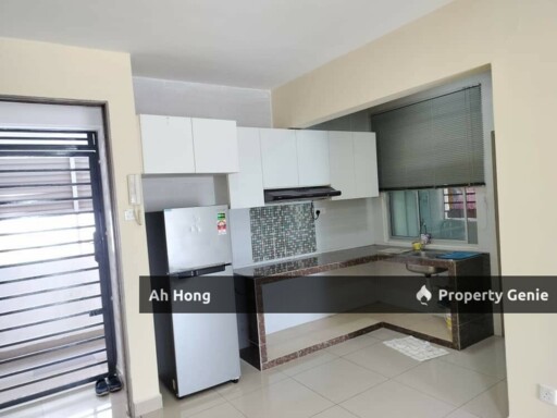 Larkin / Larkin Height / 3bedroom / Partially Furnished