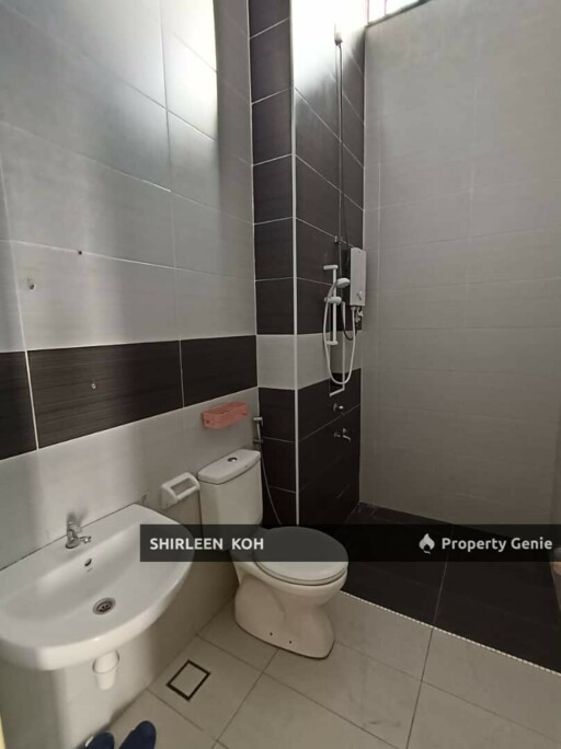 Room for rent at Bestari Height @ Nusa Bestari