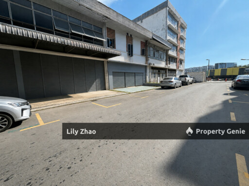 Warehouse / Showroom / Office, 6,400 sq ft Light Industrial 2-Storey Shop Lot📍Sadong Jaya, KK City Centre