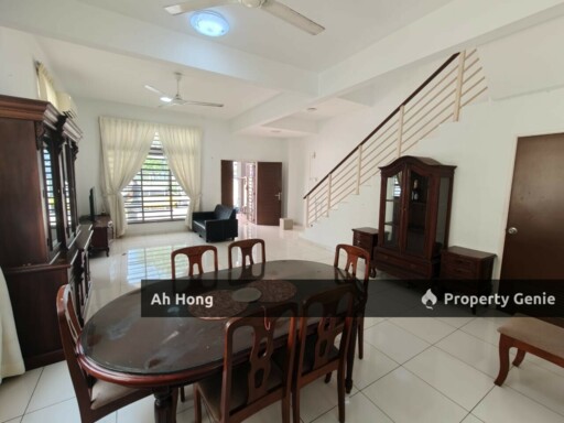 Nusa Sentral / Double Storey / 4bedroom / Partially Furnished