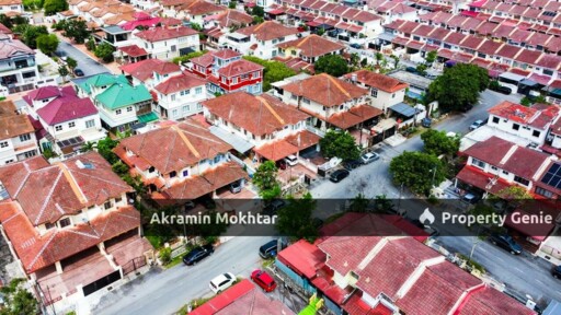 Double Storey Semi D Fully Extended Taman Pinggiran Putra, Seri Kembangan