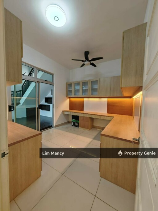 Taman Sutera Utama @Jalan Sutera Pulai Two and Half Storey Terrace Corner House with Fully Renovation