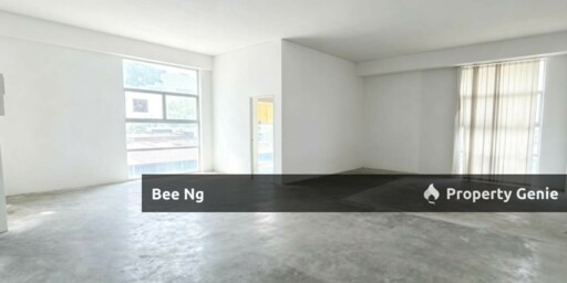 Taman Mount Austin / 3 Storey Cluster Factory