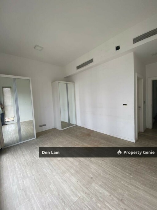 M City Jalan Ampang KL Below Value 20% Family Suite for Sale !!