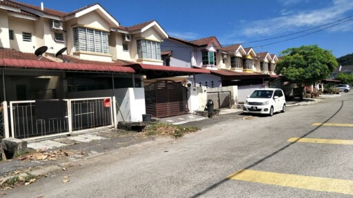 Taman Pakatan Jaya
