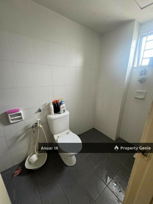 [Below Market] Corner Unit 1 Petaling Residence Sungai Besi