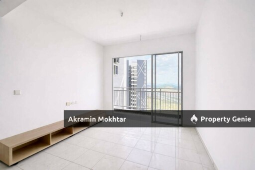 Freehold, Partially Furnished & 2 Parking | Residensi Adelia 2 Bangi Avenue, Bangi