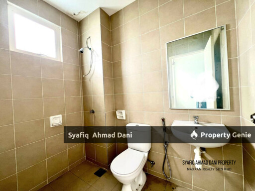 FREEHOLD CORNER LOT Double Storey Terrace Laman Azalea, Nilai