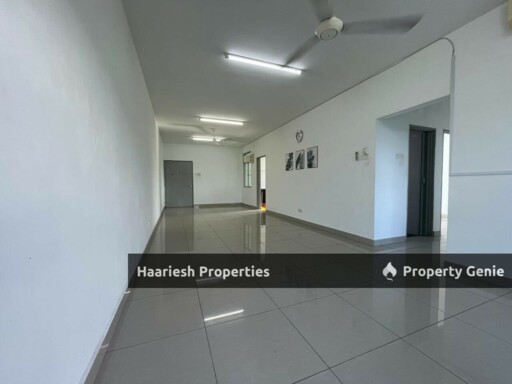 EASTBAY LUXURY APARTMENT PANGSAPURI SERI BAYAN, MASAI