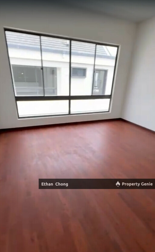 The Eighth Elmina House For Sale