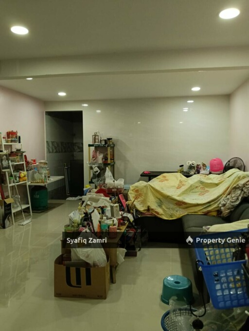 TERES 2 TINGKAT TAMAN TAS RIA, KUANTAN