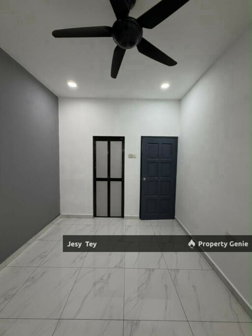 Taman Universiti Single Storey Terrace House For Sales