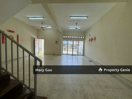 2 Storey Terrace Kampung Enam