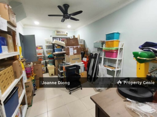 SS 1 Kampung Tunku Semi-D Corner