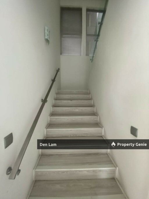 M City Jalan Ampang KL Below Value 20% Family Suite for Sale !!