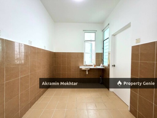 FREEHOLD, CORNER UNIT & 1 PARKING | KELANA SENTRAL SERVICED APARTMENT PETALING JAYA