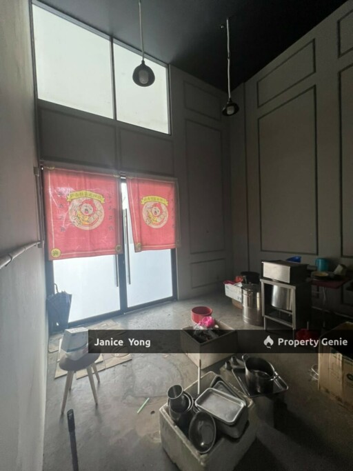 Eco Palladium @ Corner Ground Floor Shoplot