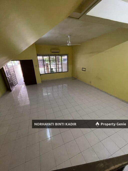 RUMAH 2 TINGKAT UNTUK DIJUAL DI INDERA MAHKOTA, KUANTAN