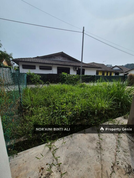 Teres 2 Tingkat untuk Dijual di Taman Geliga Permai, Kemaman