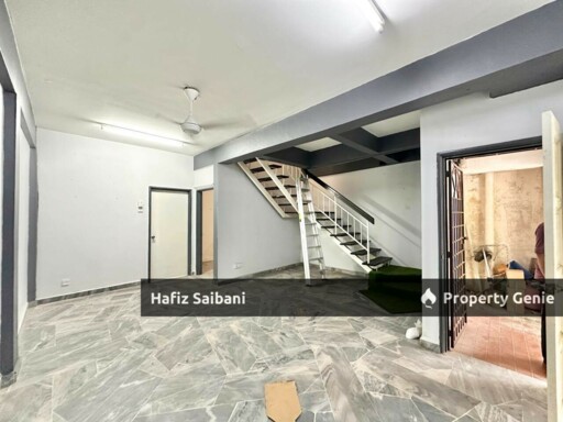 Double Storey Terrace Saujana Utama Sungai Buloh