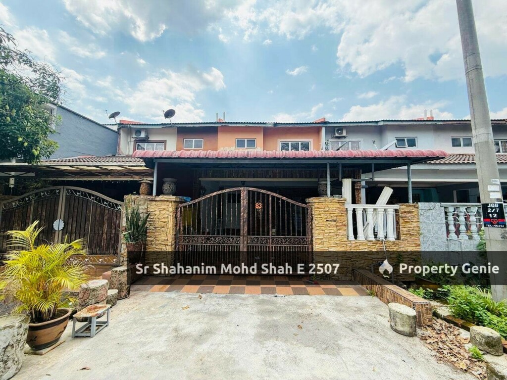 Facing Open Double Storey Taman Garing Utama, Rawang