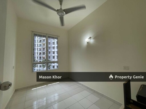 PUTRA PLACE CONDOMINIUM 1000sf LOW FLOOR BAYAN LEPAS