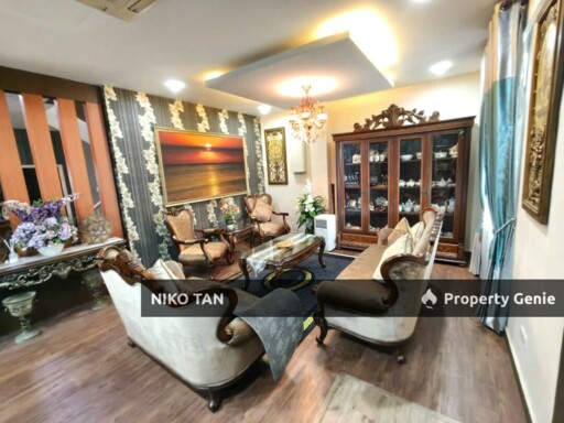 Jalan EJ 3 Double Storey Endlot with Land For Rent