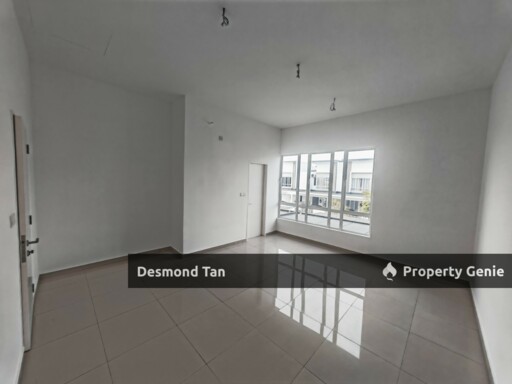 2 Storey Bayu Sutera,Hijayu,Sendayan,Suriaman (Iron Grill have) (Ready Move In)