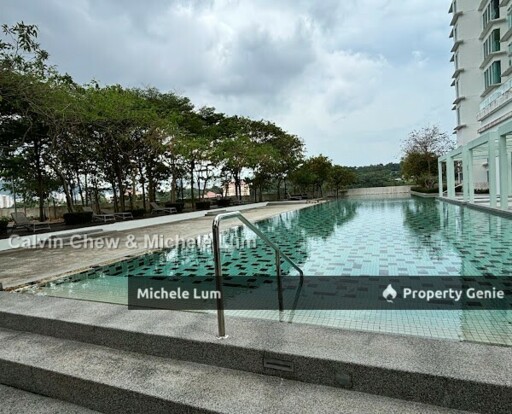 The Clovers Bayan Lepas