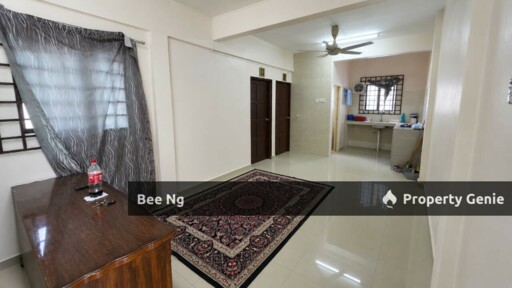 Taman Melawati / Flat