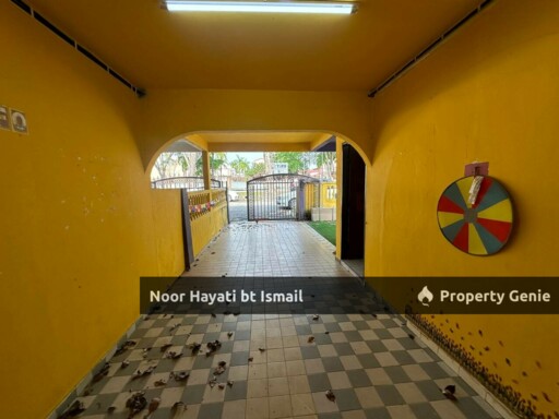 Shah Alam, Sect 19, 2sty House Corner for Sale RM830k