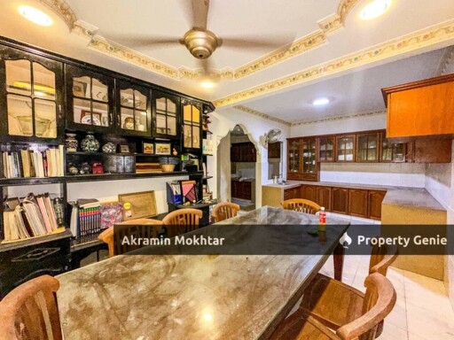 Freehold & Corner Lot | 2 Storey Terrace, Seksyen 6, Bandar Bukit Mahkota Bangi.