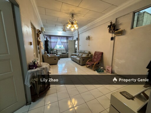 Taman Satria Apartment 3rd Floor for Sale, 3Bed 2Bath, Corner Lot, Fully Furnished, Menggatal, Kota Kinabalu.