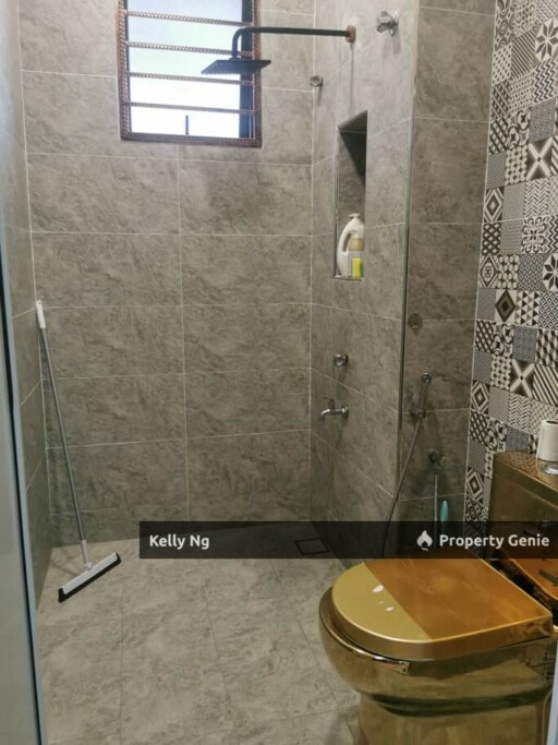 Double Sty Bungalow Fully Furnished At Aman Perdana Klang For Rent & Sale
