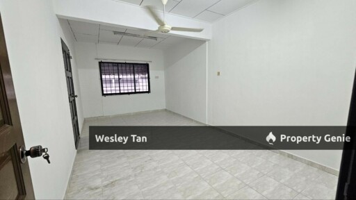 Below Value Cheng Baru 2 Storey Freehold 22x70 Extended Rooms & Kitchen Partly Furnished