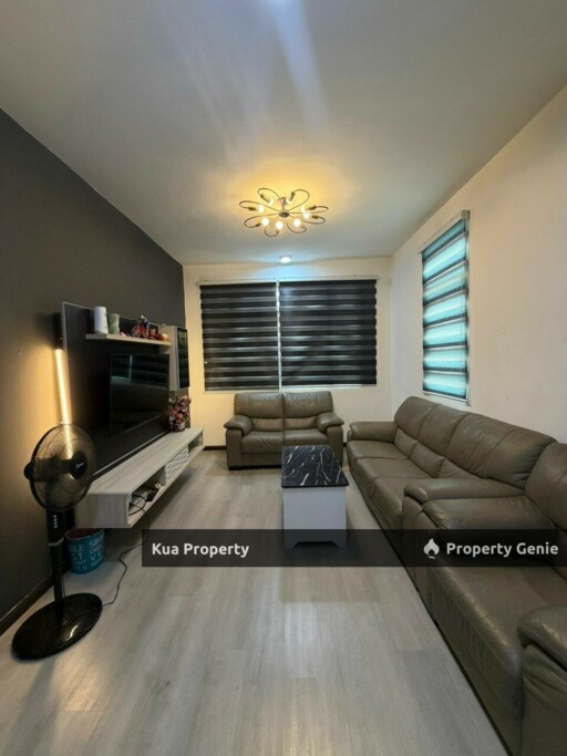 Prima Bintawa Riverfront Apartment
