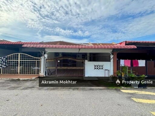 Freehold & Partially Furnished | Single Storey Terrace Taman Seri Duyong Melaka